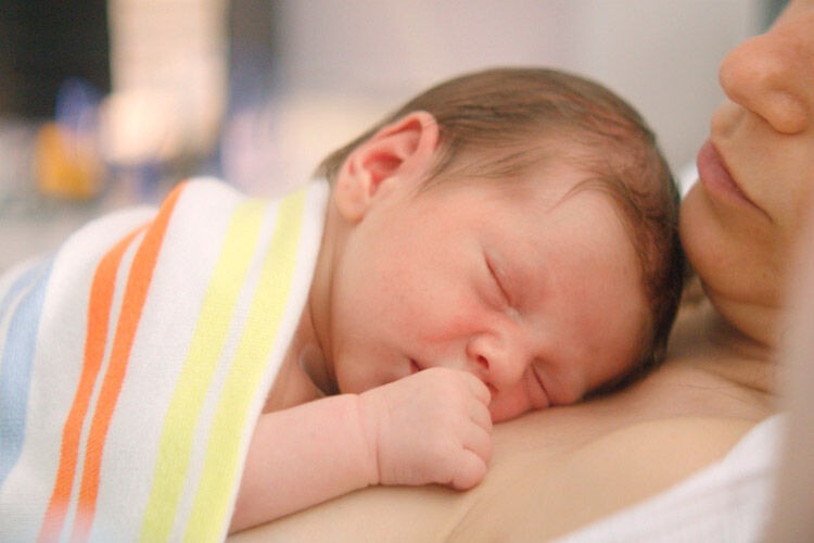 skin to skin contact newborn