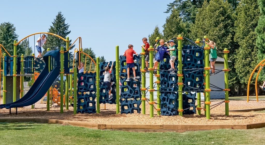 challenging play 02 1440x560
