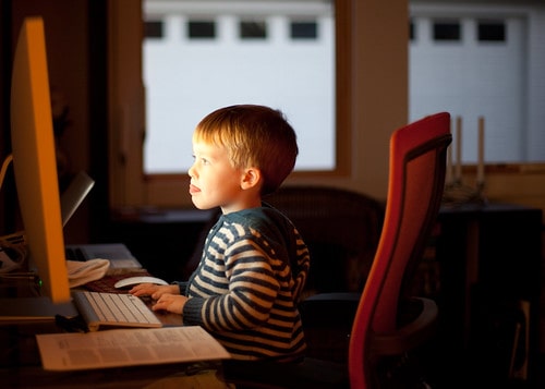 kids and screen time min