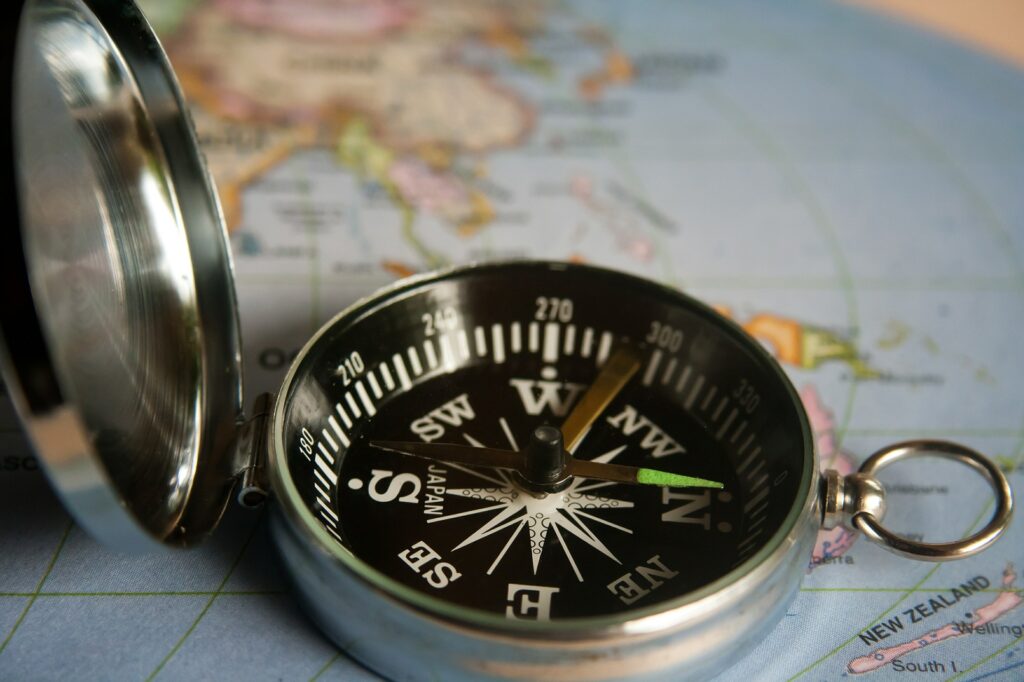 magnetic compass 390912 1920 1024x682 1